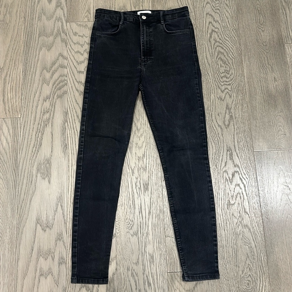 EUC Zara Black Denim Skinny Jeans